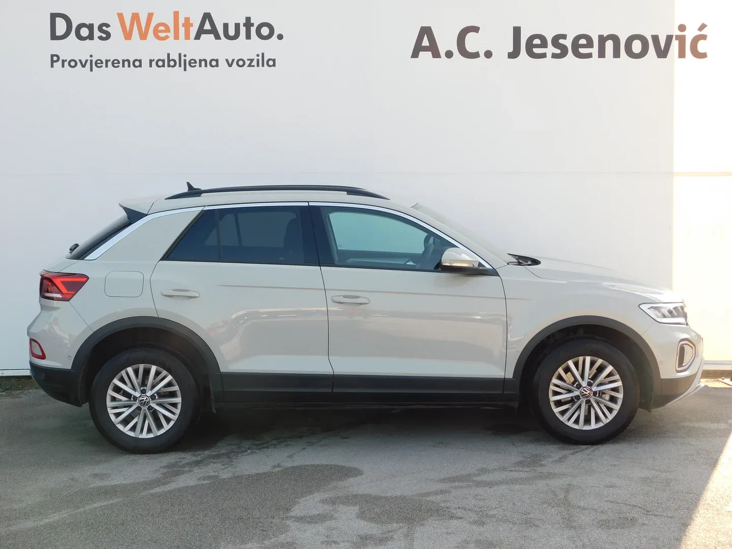 11626 volkswagen t-roc 1.0 tsi 4life - slika 4