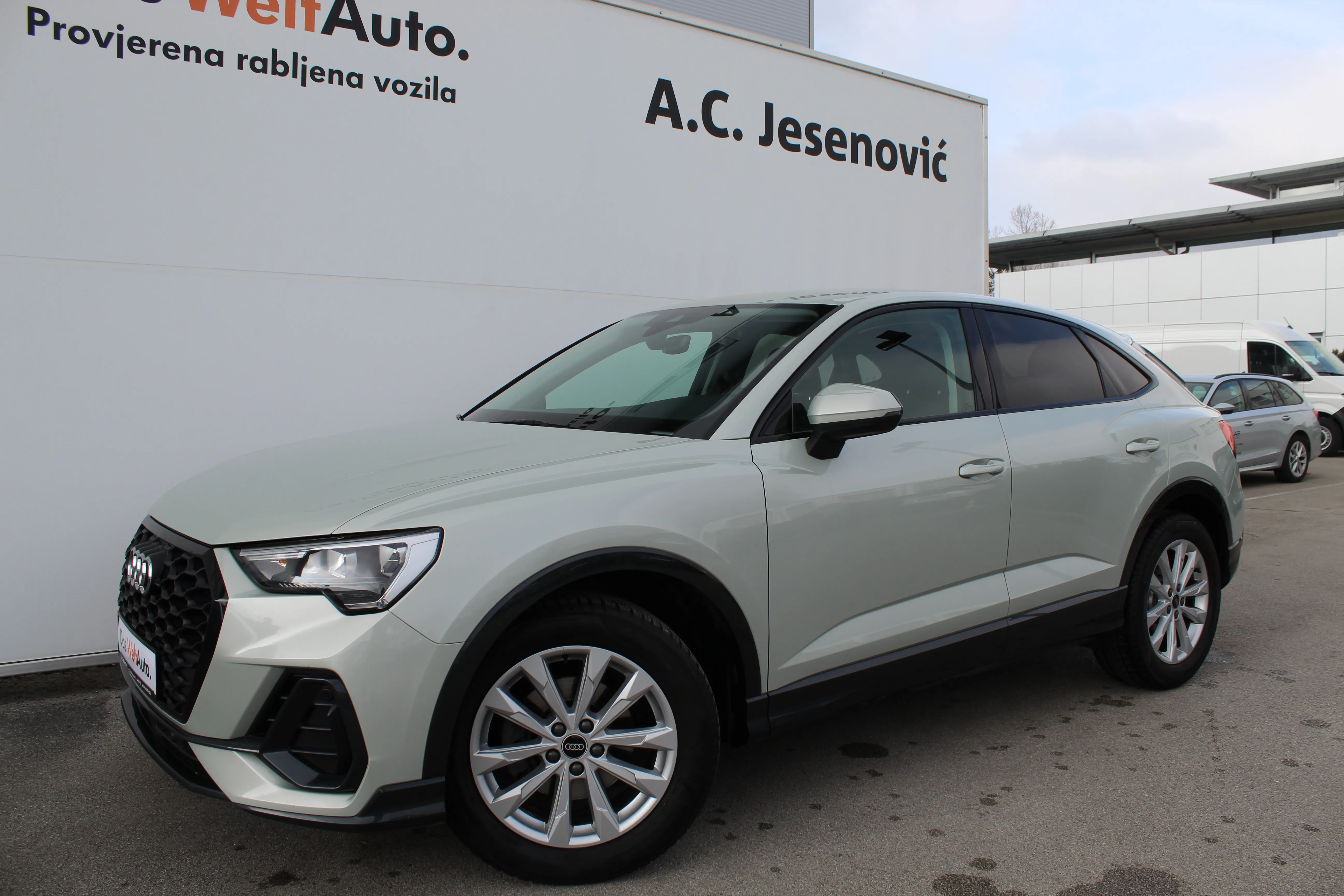 audi q3 sb 35tdi s tronic - slika 15
