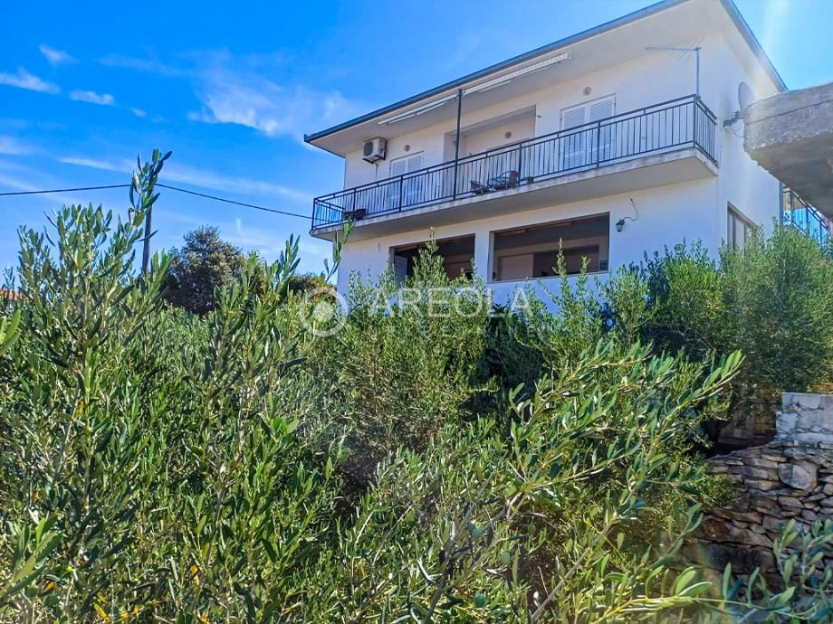 šolta, nečujam – kuća s otvorenim pogledom na more – 150m od plaže! - slika 3