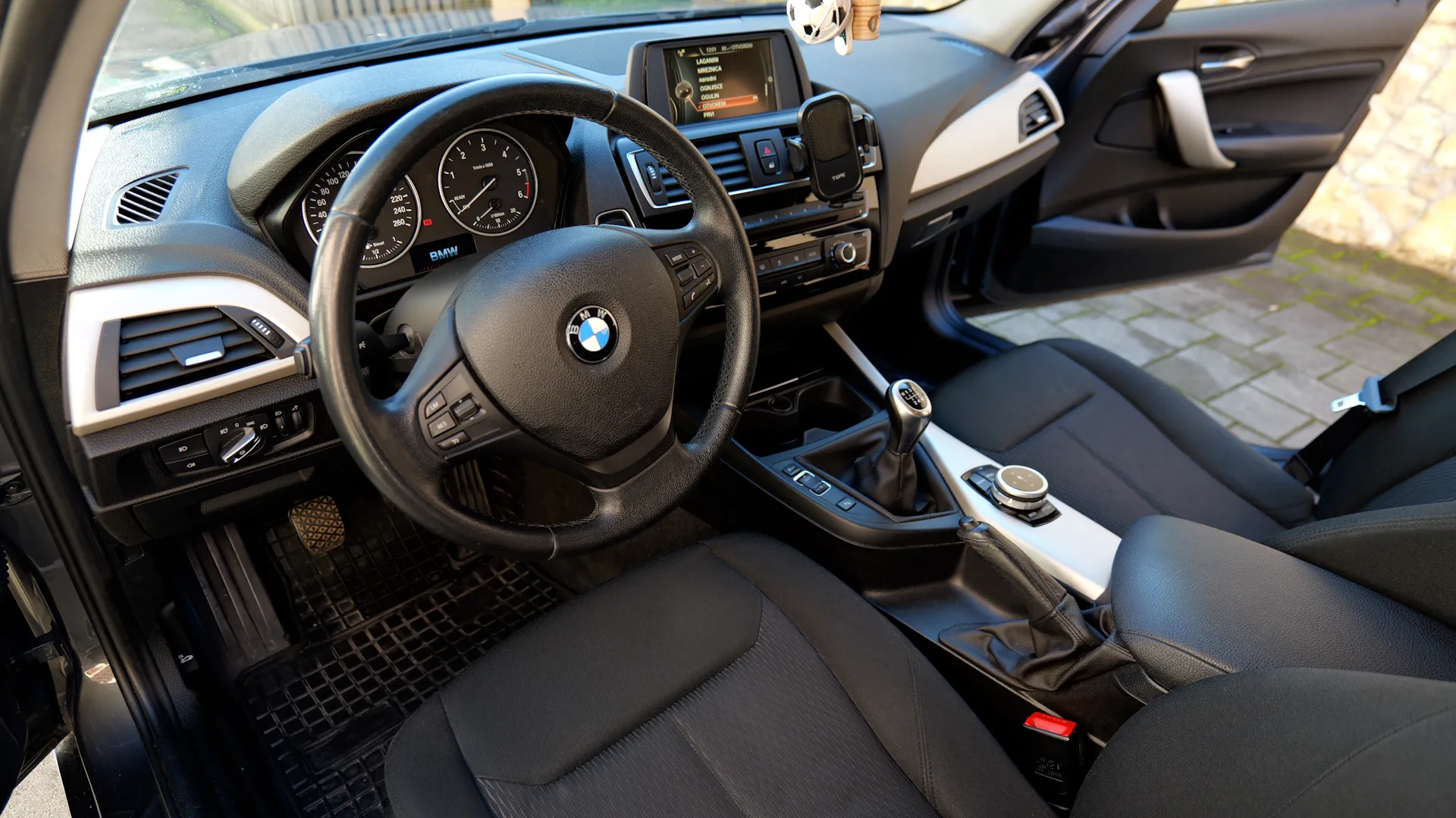 bmw serija 1 114d (n47 motor) - slika 2