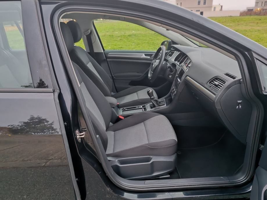 vw golf 7 variant 1,6 tdi,2014 god,218000 km,kartice - slika 9