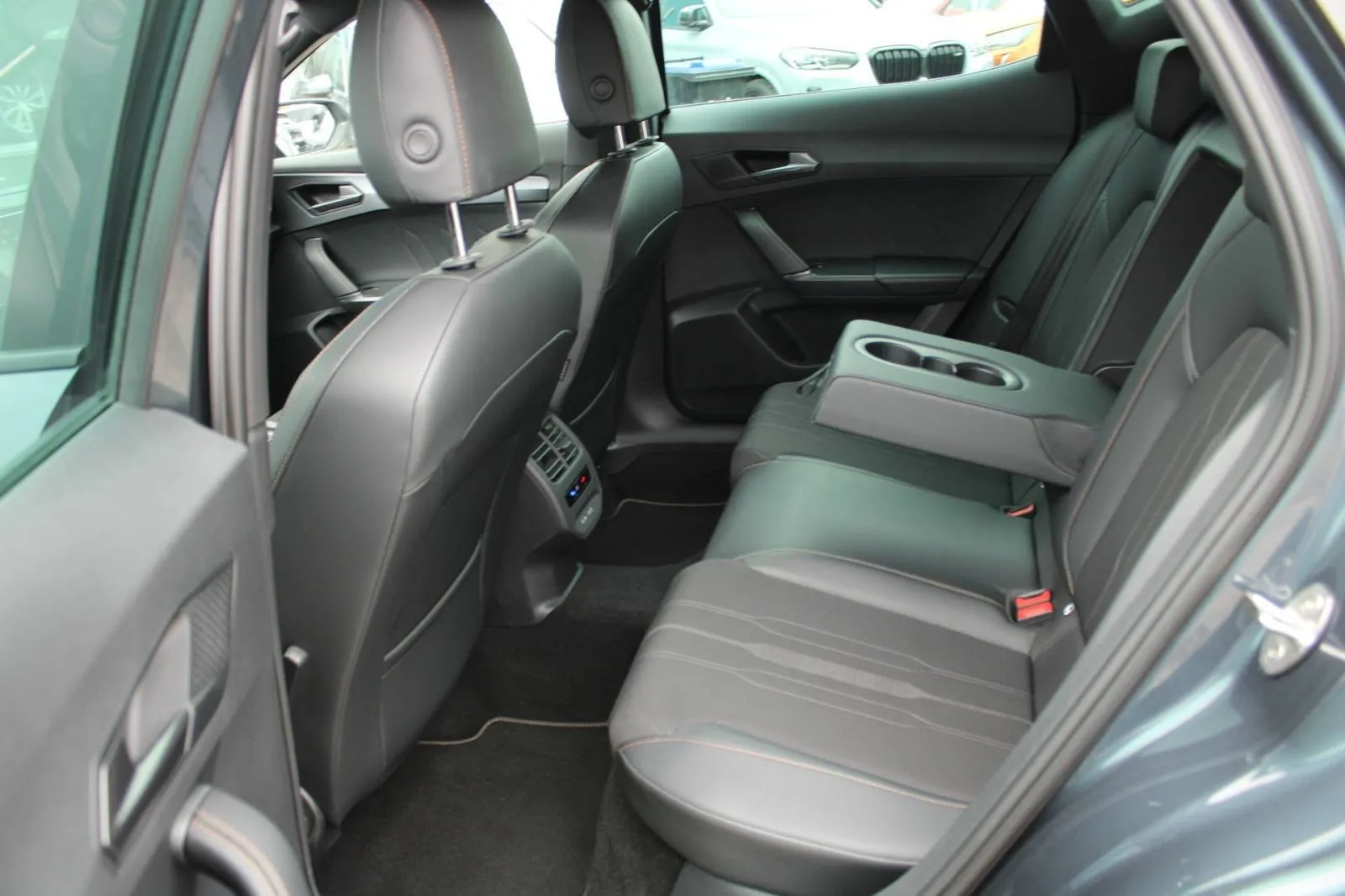 cupra formentor 1.4 e-hybrid dsg *led, navigacija, kamera* - slika 14