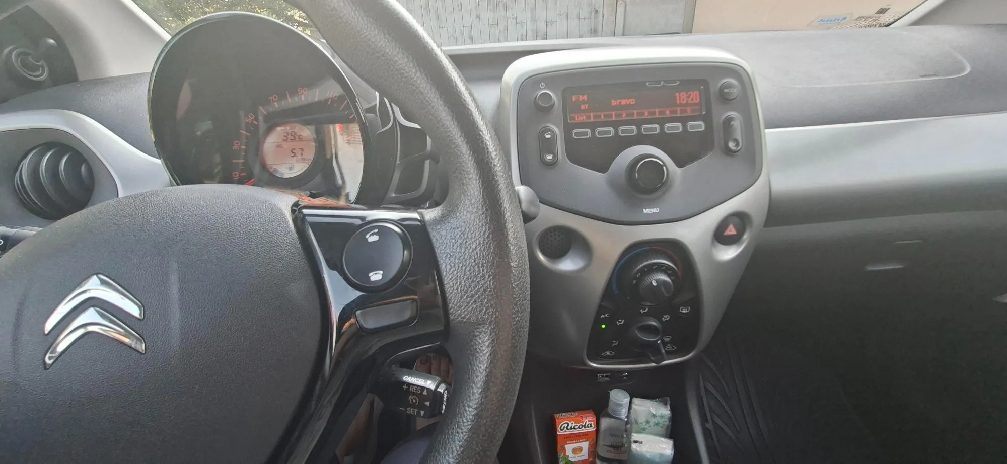 citroen c1 -1.0, 38tkm, reg. 3mj./2027 - slika 8