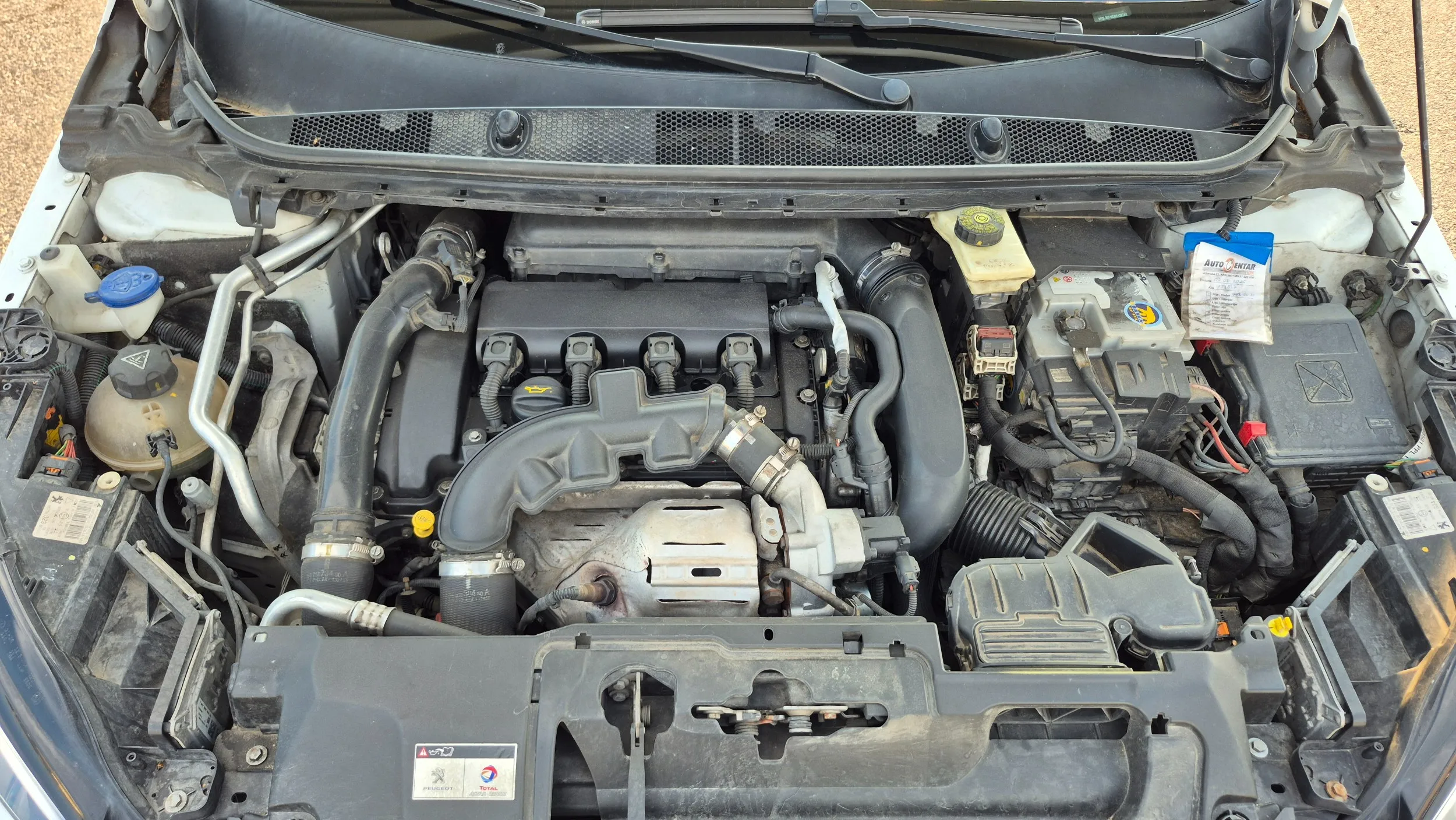 peugeot 308 1.6 thp allure 156 ks – 2013. – panorama – navigacija - slika 8