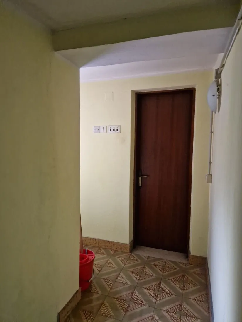 pazin, odlična lokacija, stan na 1. katu, 52,47m2, nije etažirano! - slika 8