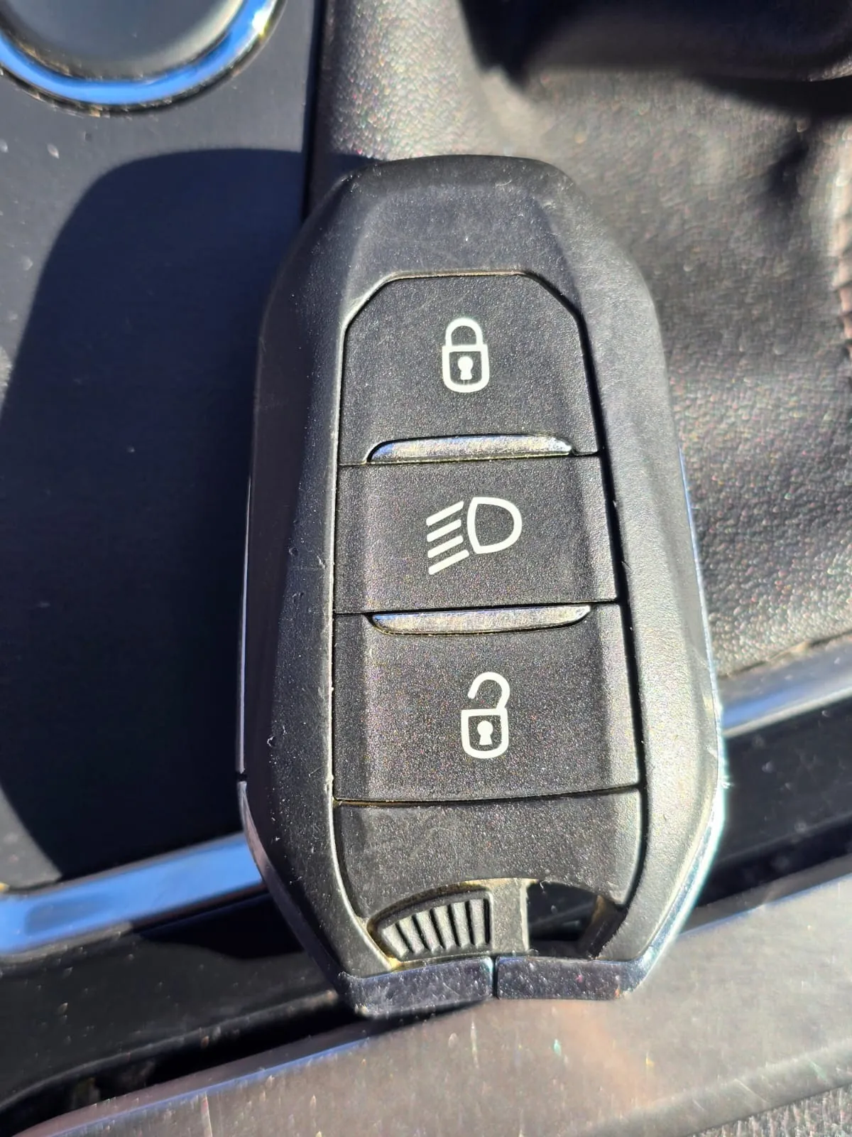 peugeot 5008 1.6 bluehdi - slika 16
