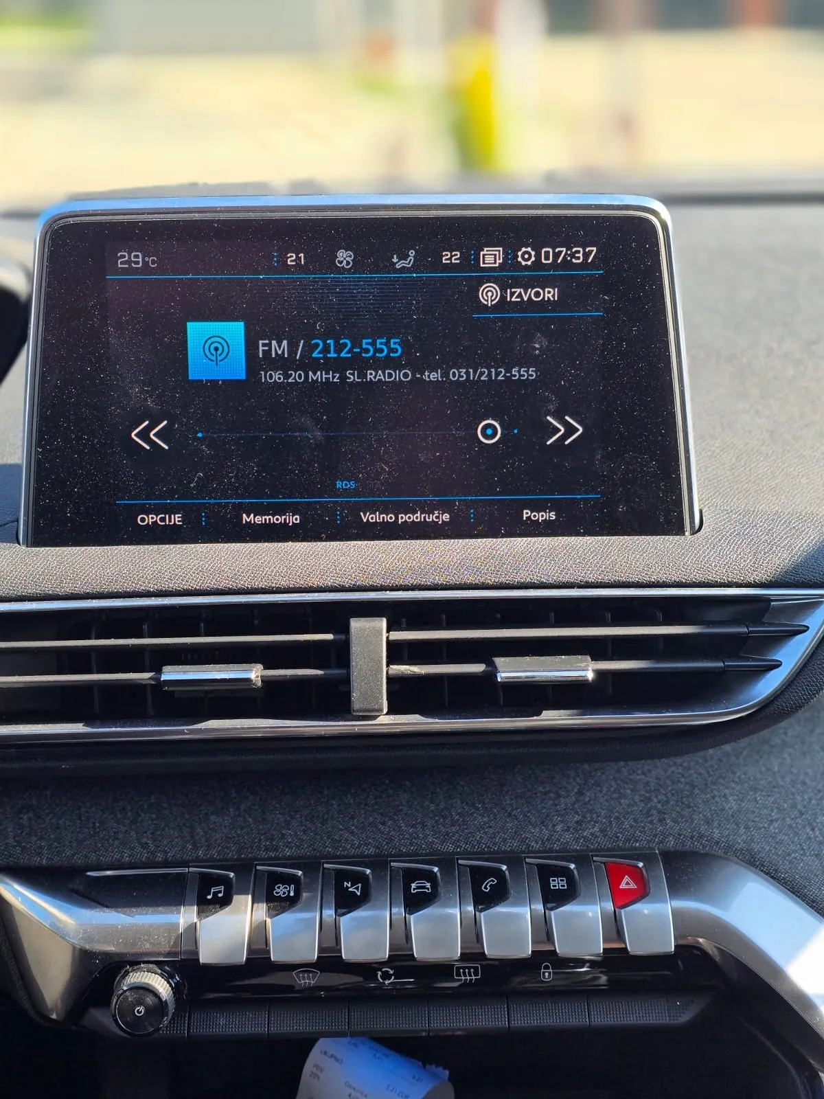 peugeot 5008 1.6 bluehdi - slika 20