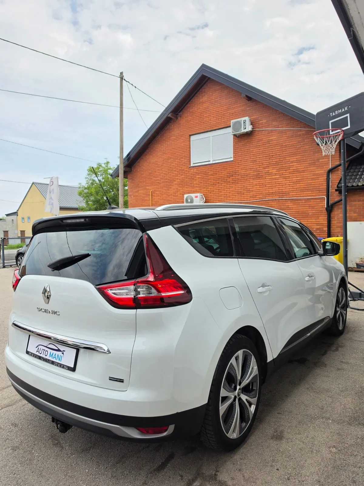 renault grand scenic 1.5dci 2018 - slika 15