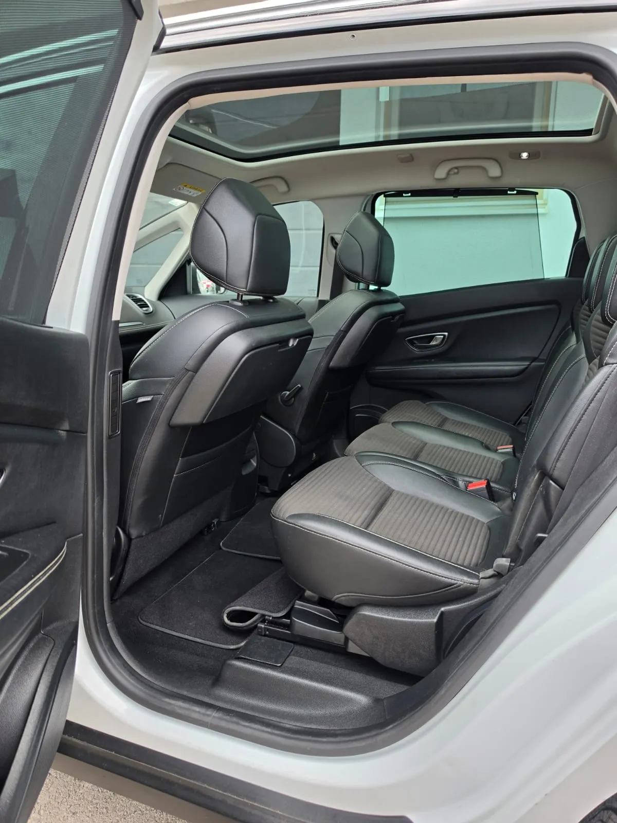 renault grand scenic 1.5dci 2018 - slika 6