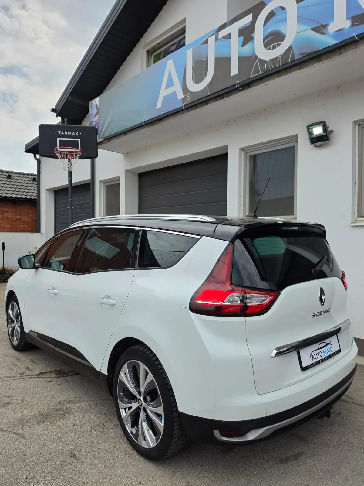 renault grand scenic 1.5dci 2018 - slika 8