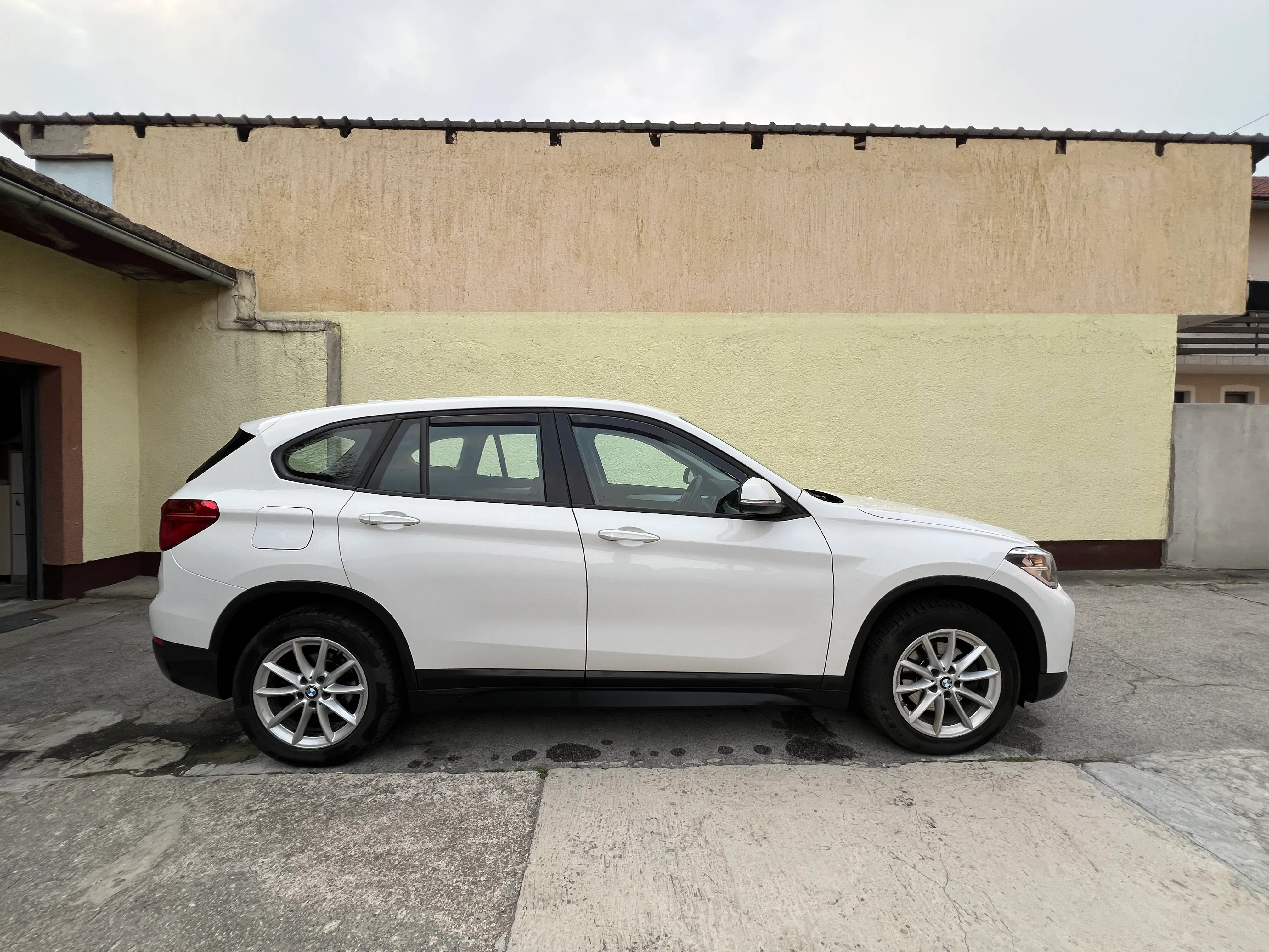 bmw x1 1.8 - slika 3