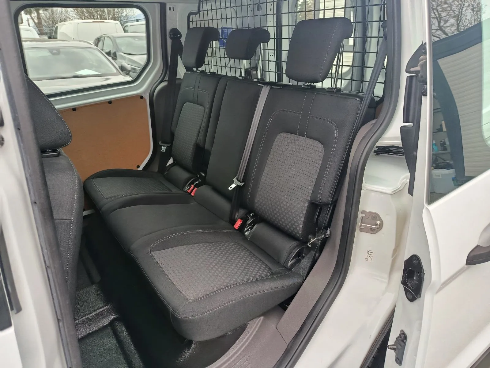 ford transit connect ,n1, ,do 2 godine jamstva,u sustavu pdv-a. - slika 11
