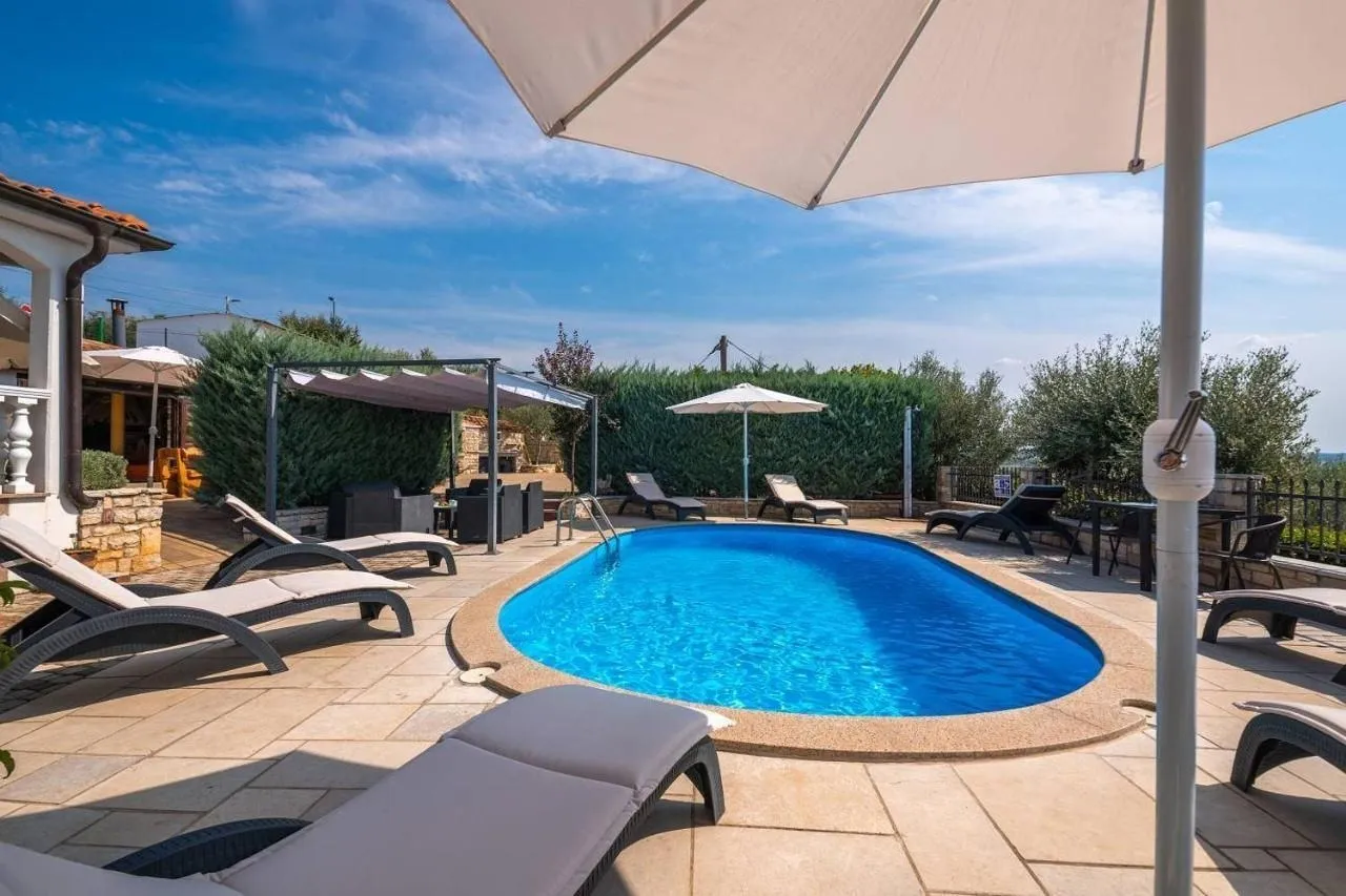 poreč okolica-apartmanska kuća na prodaji (prodaja) - slika 3