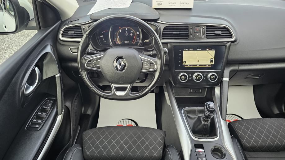 renault kadjar dci,1.5 dci,fuul led,navi,pano,alu 18,navigacija,kamera - slika 15