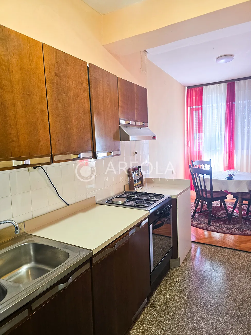 split, skalice - jednosoban stan, 60m2 - za studente! - slika 8