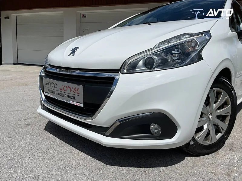 peugeot 208 1.2 puretech active - 1 vlasnik - 59000 km - navi - pdc - slika 3