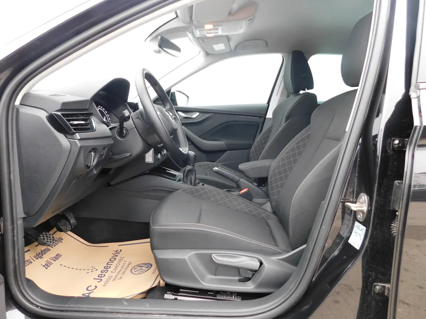 08210 škoda scala business 1.0 tsi - slika 7