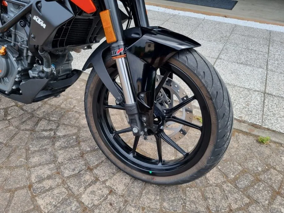 ktm duke 125 abs, a1 kategorija, s garancijom, 2019 god. - slika 17