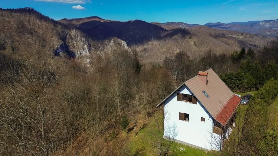 gorski kotar – kuća na osami u nacionalnom parku risnjak (prodaja) - slika 7