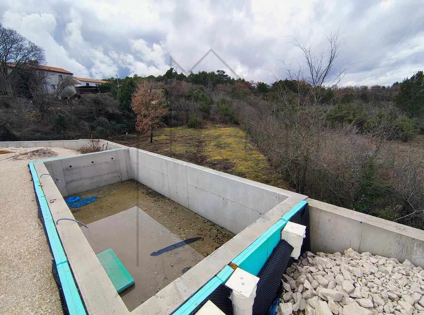 započeta gradnja, prizemnica s bazenom i podrumom – labin, istra - slika 4
