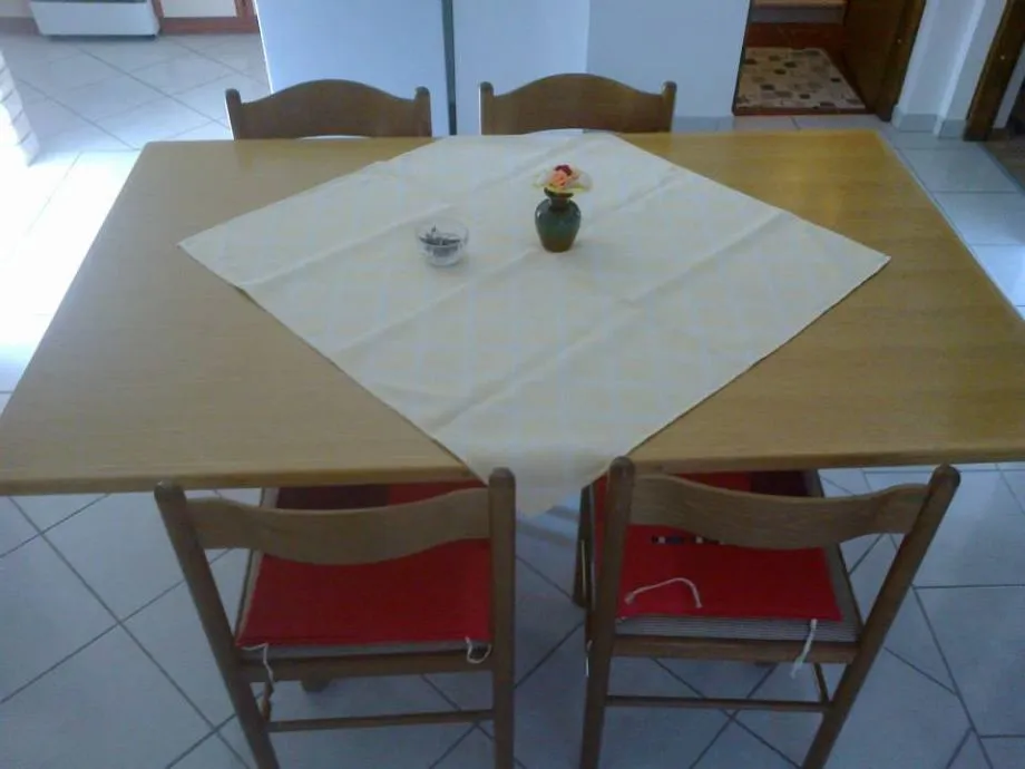 vir, kuća s 4 apartmana(312m2), 250m od mora, južna strana!!! - slika 15