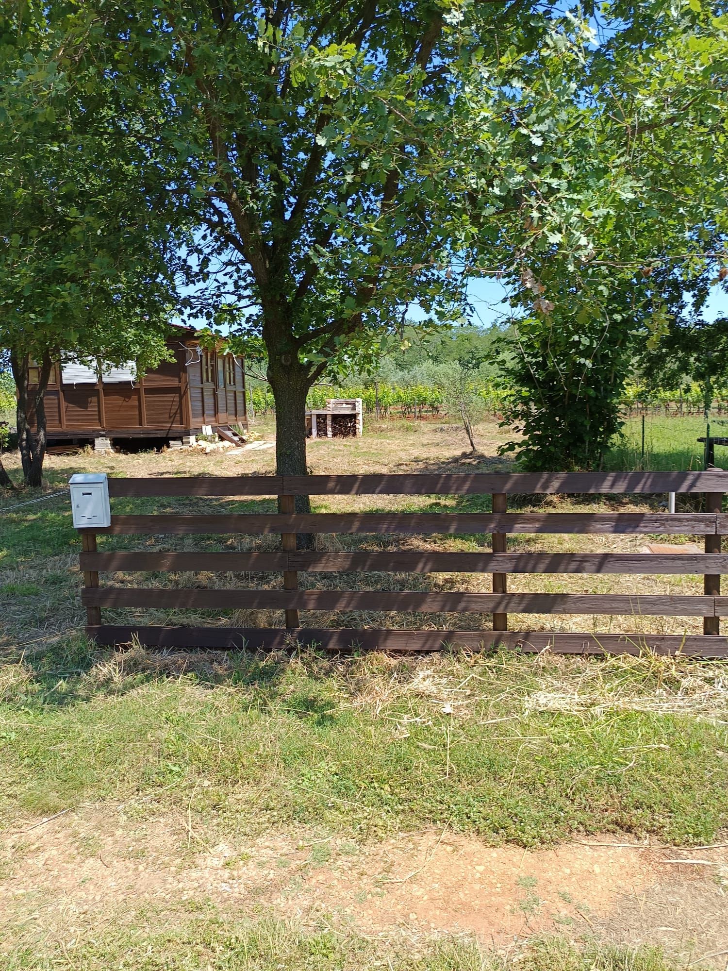 zemljište od 358m2 sa montažnom kućicom 32m2 u marčani, blizu pule - slika 7