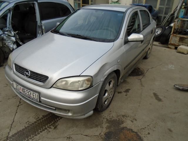 Opel Astra 2,0 DTI DIJELOVI - Zagreb