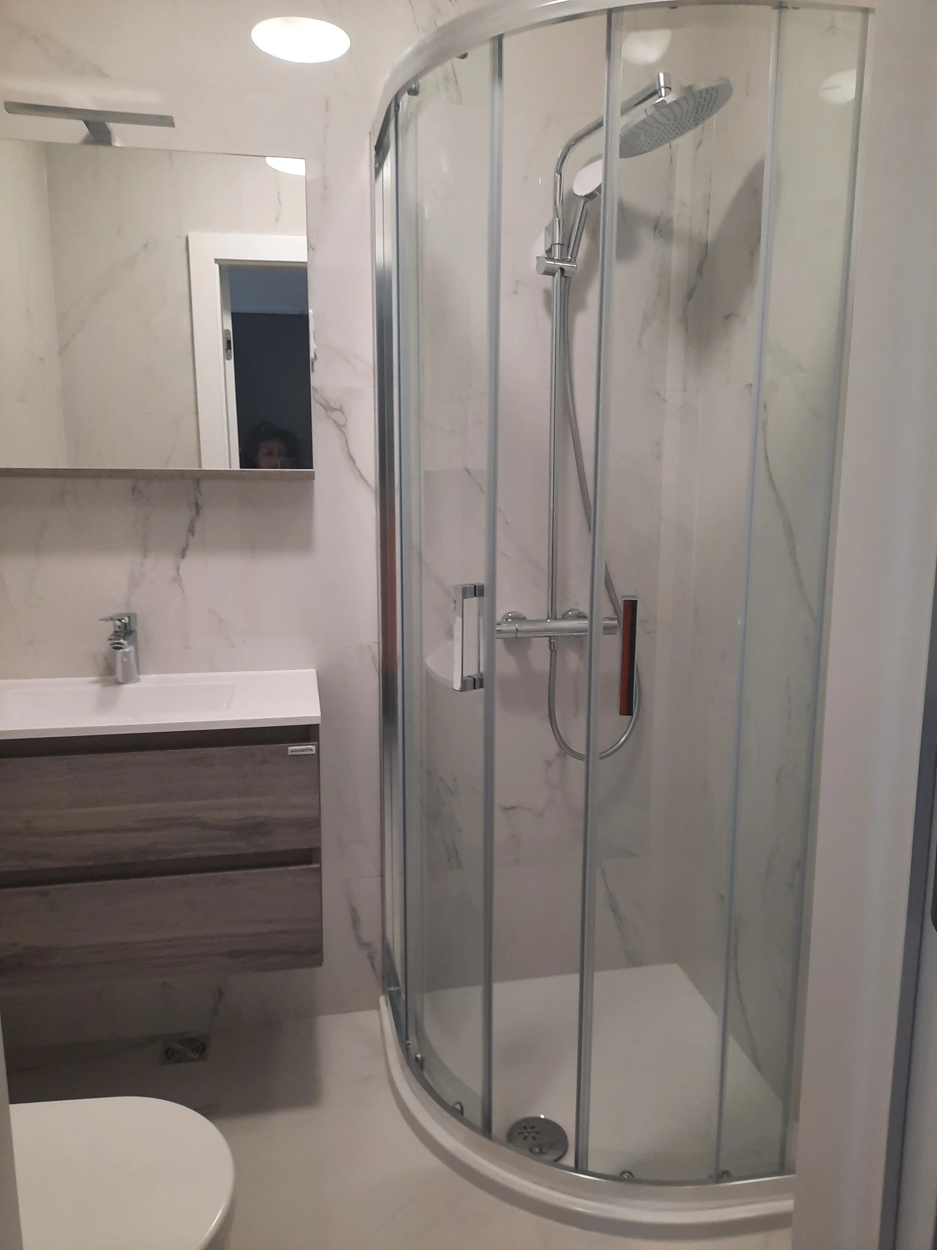 studio apartma bili brig - slika 4
