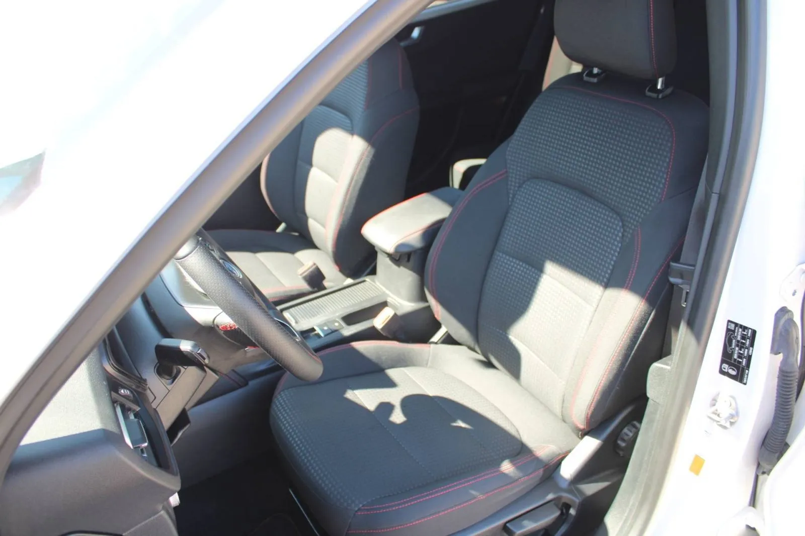ford kuga 1.5 ecoboost st-line *led, navigacija, kamera* - slika 11