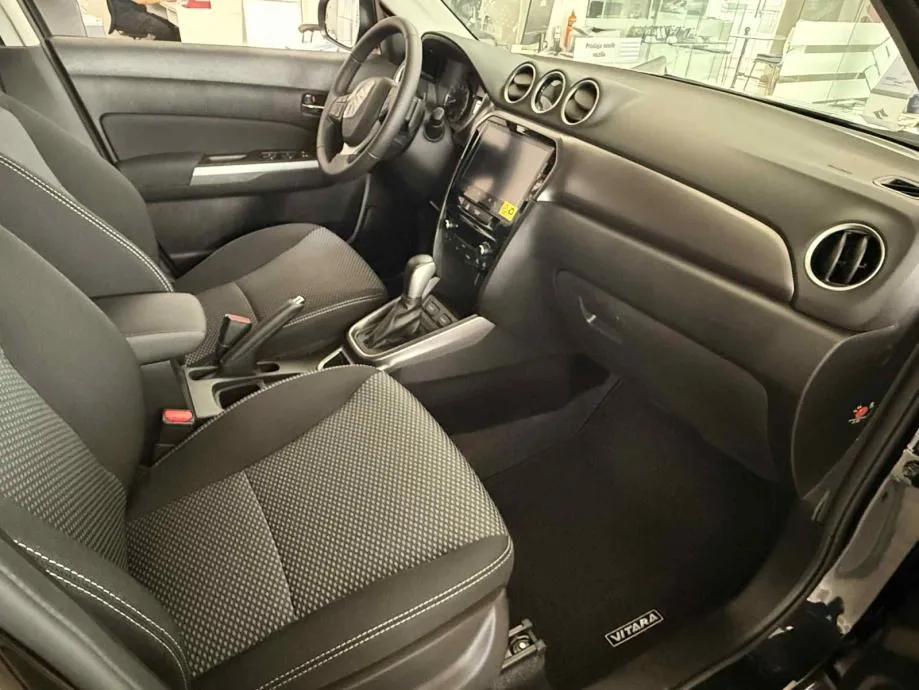 suzuki vitara 1,4 hybrid gl+ automatik 2wd - slika 16