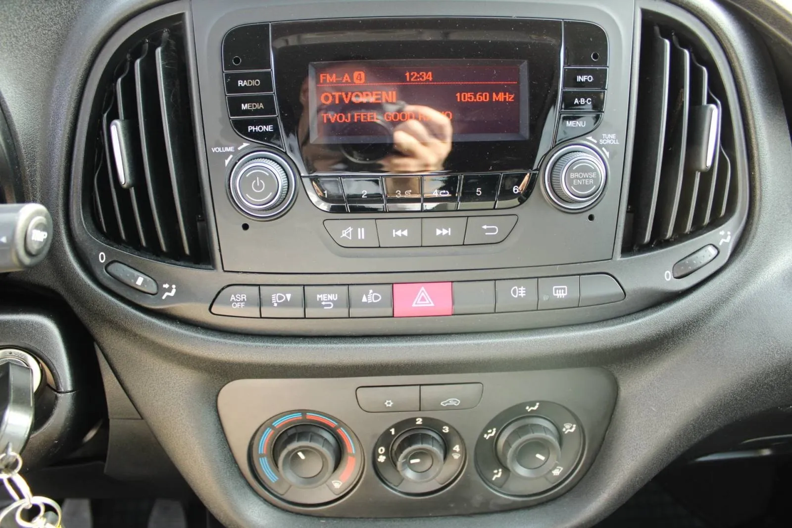 fiat doblo 1.6 mjt n1 - 5 sjedala, 2019 god. - slika 14