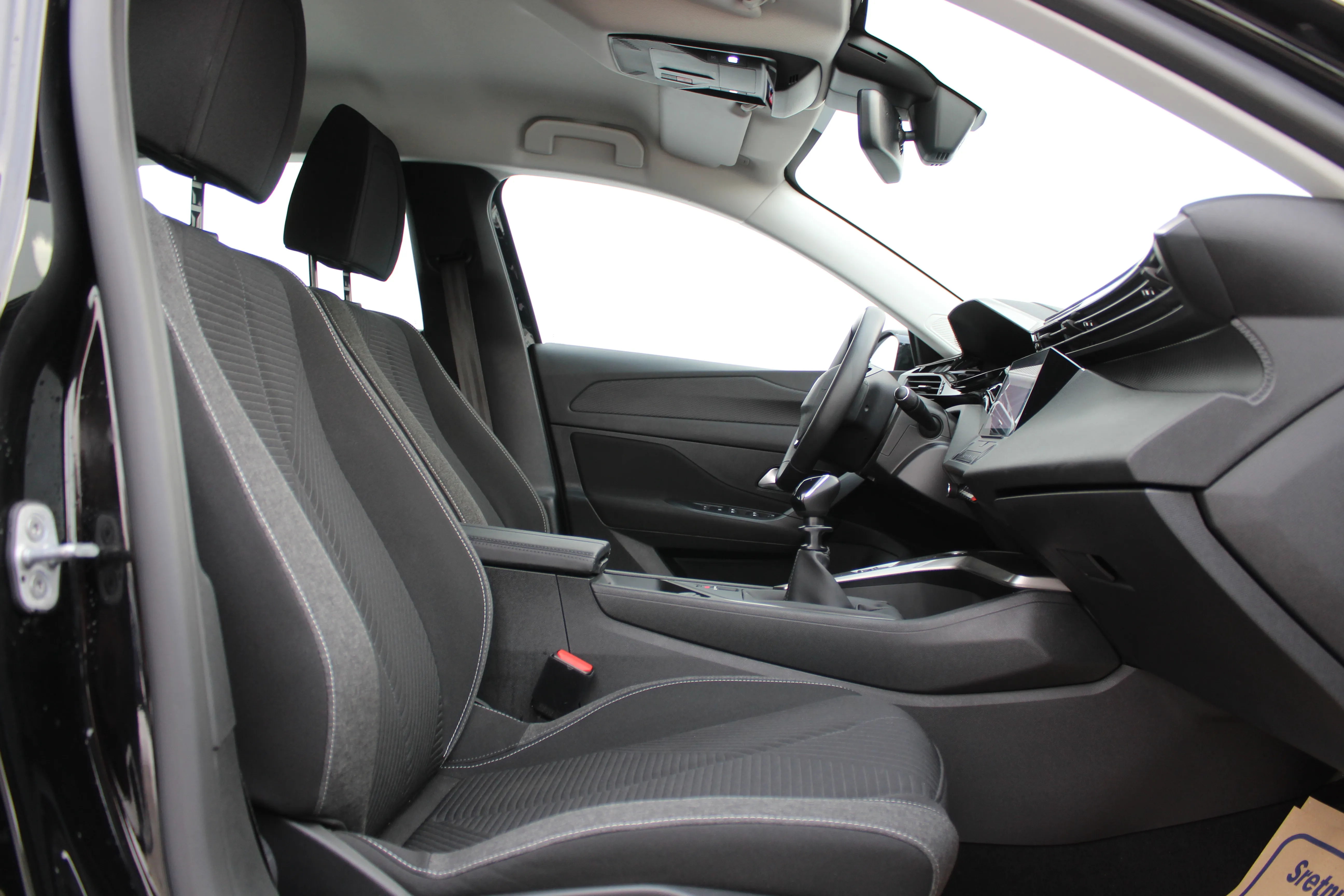 13058 peugeot 308 sw 1,2 puretech 110 s&s active - slika 12