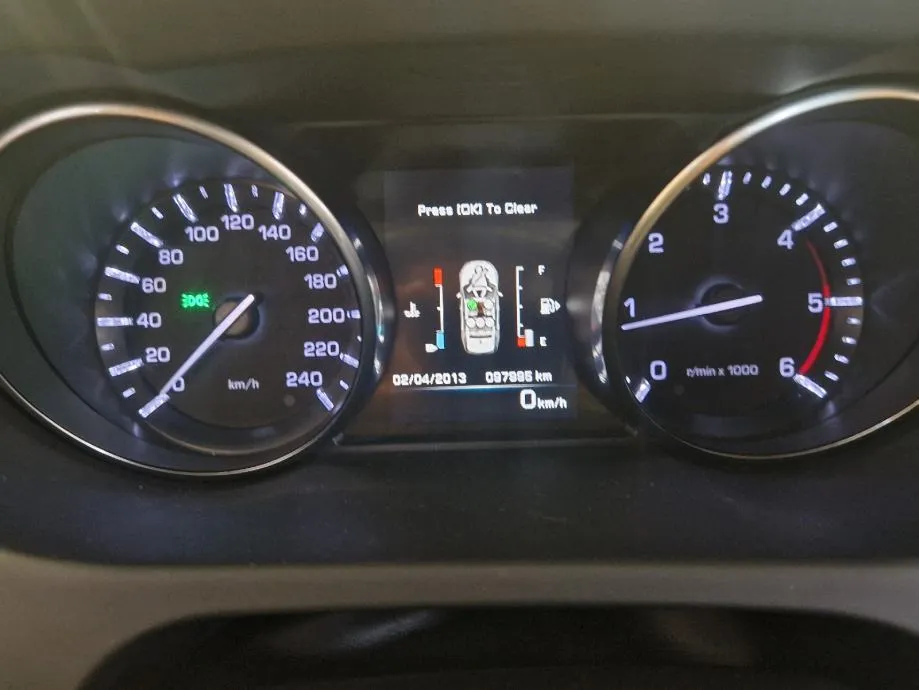 land rover discovery 2.0 td4-4x4-90.000km-garancija-servis-reg 1god - slika 16