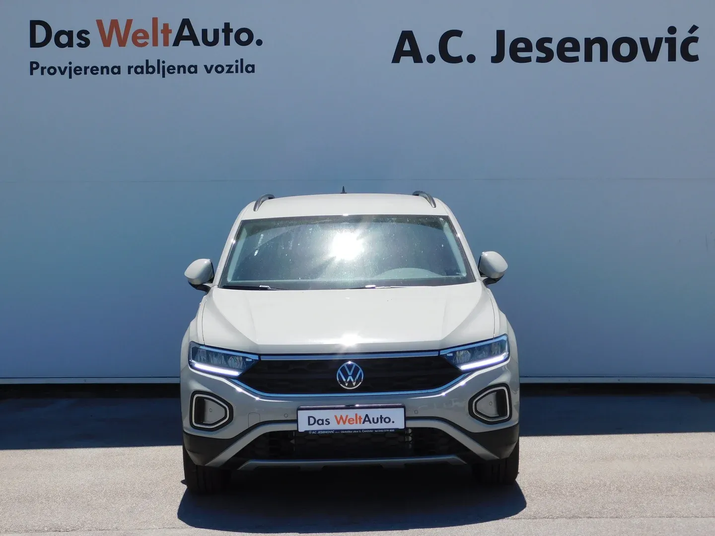 12830 volkswagen t-roc 1.0 tsi 4life - slika 2