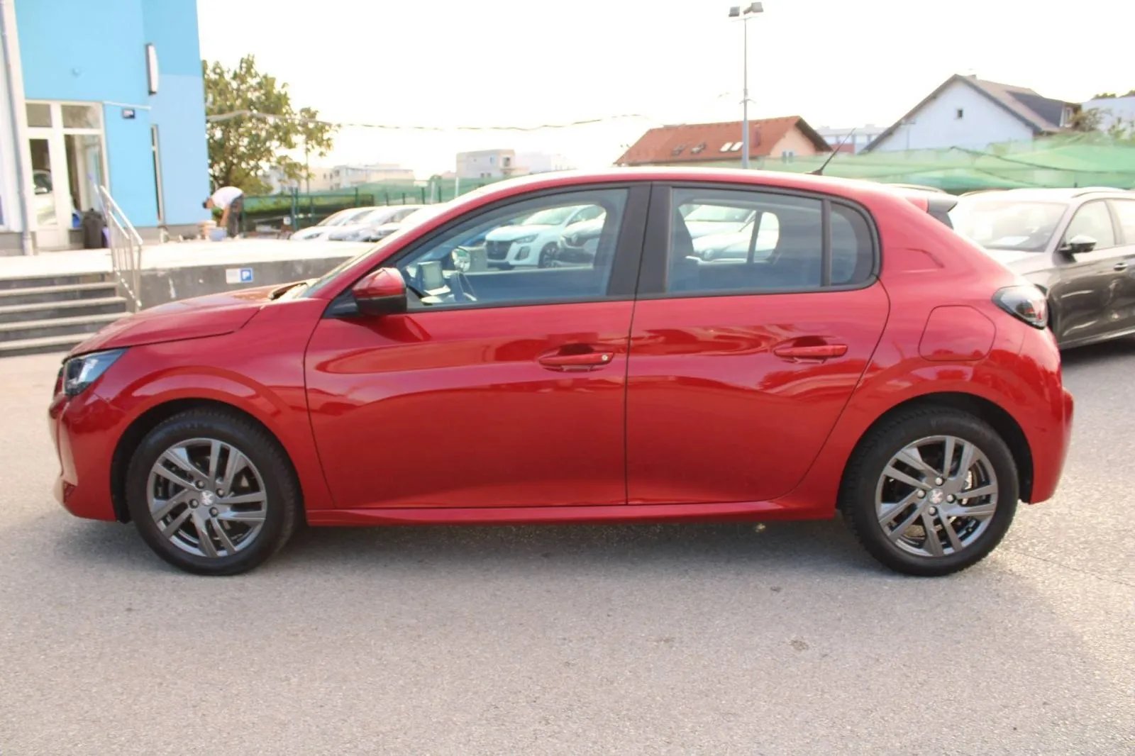 peugeot 208 1.5 hdi *navigacija* - slika 8