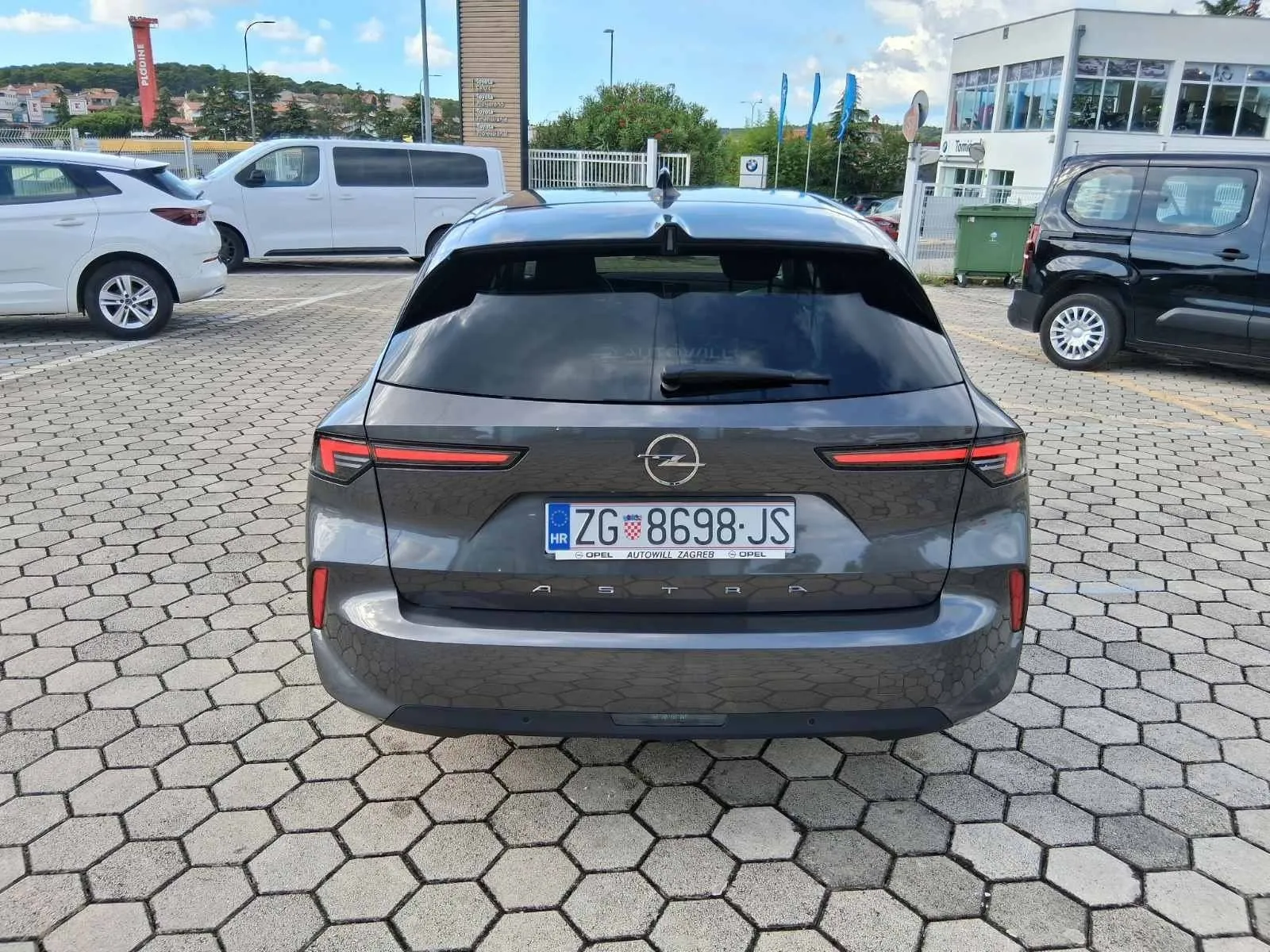 astra sports tourer edition 1,5 cdti at8 - slika 5