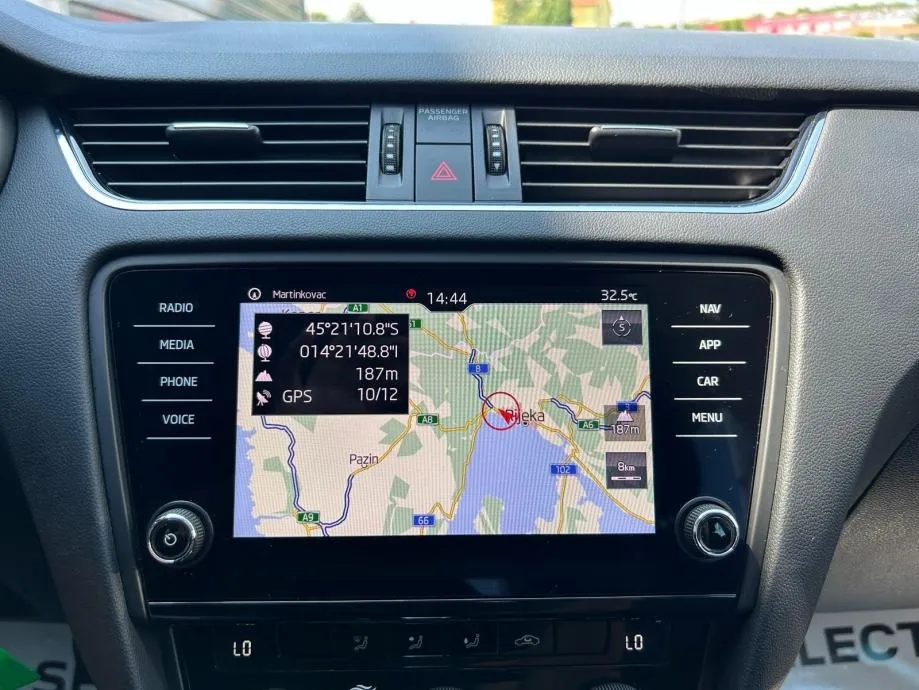 škoda octavia sw dsg - 2019 - navi - led - servis - reg 1 god !!! - slika 14