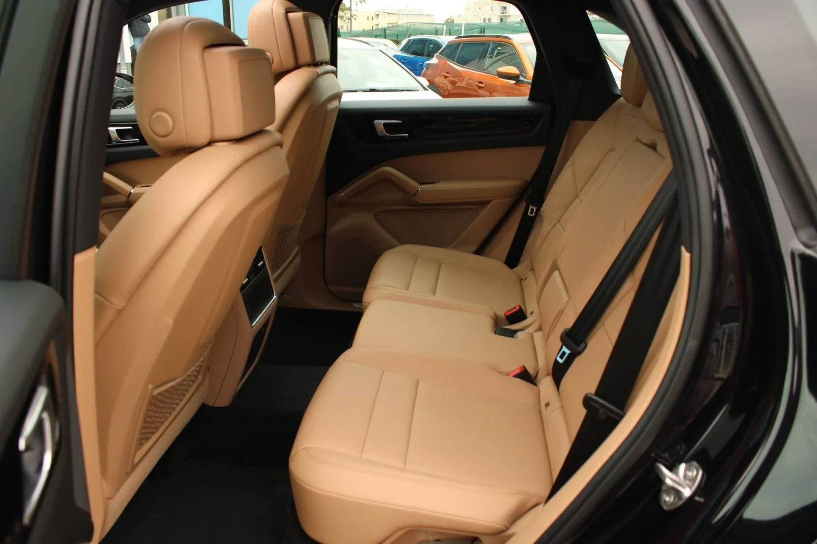 porsche cayenne 3.0 v6 e-hybrid *panorama, led, navigacija* - slika 10