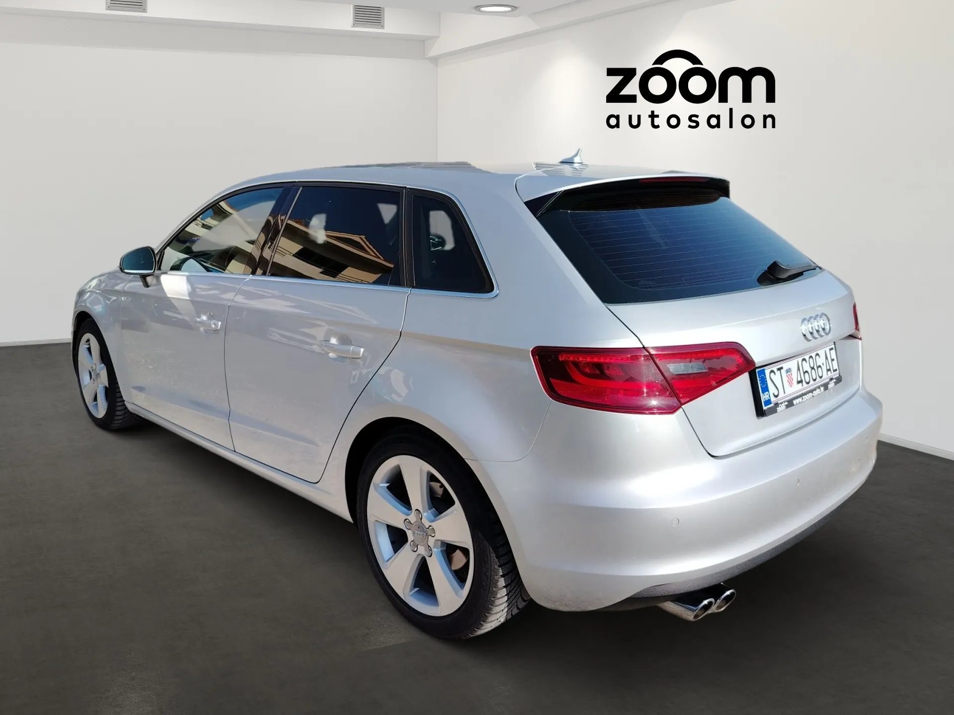 audi a3 sportback 2.0 tdi s tronic bi-xenon - slika 4