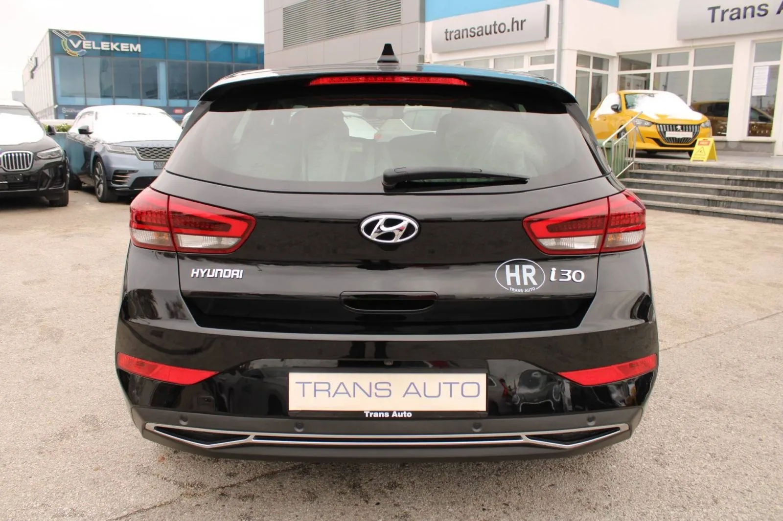 hyundai i30 1.0 t-gdi automatik *led, navigacija, kamera* - slika 6