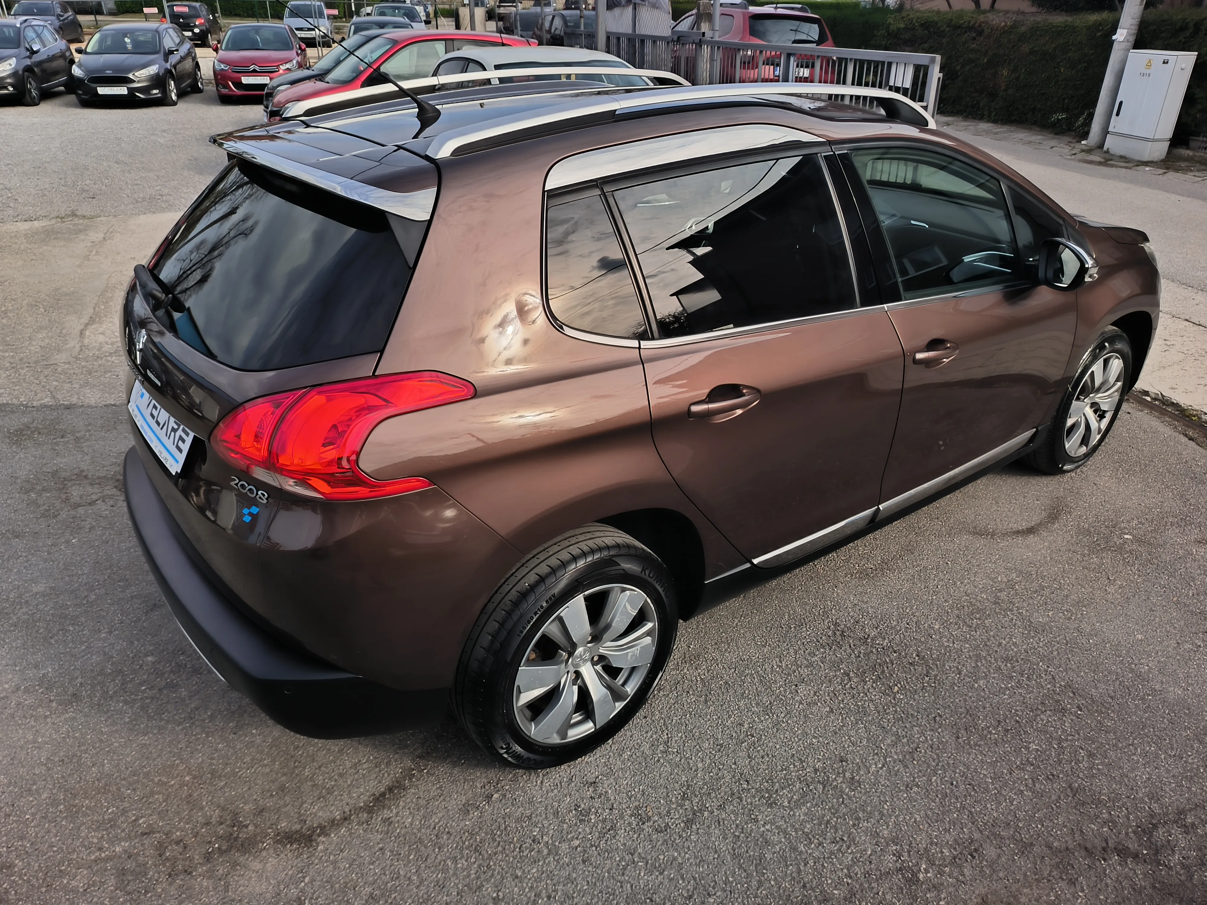peugeot 2008 1,6 bluehdi, allure, servisna, jamstvo, reg. 1 godinu - slika 10