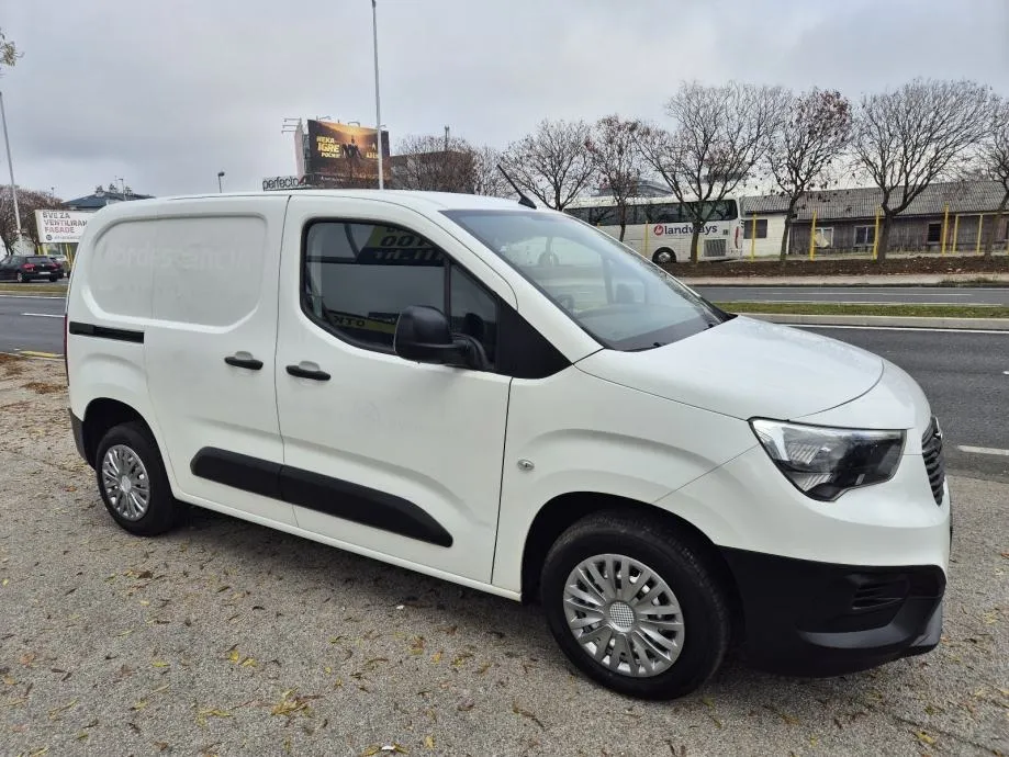 Opel Combo 1.5 Cdti, Odlično Stanje, Garancija Na Vozilo - Zagreb