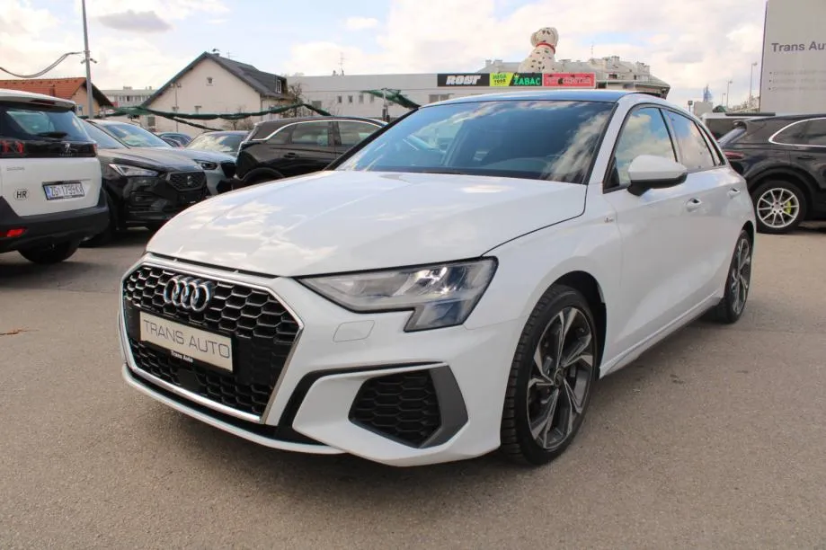 Audi A3 35 TFSi S-Tronic S-Line *PANORAMA, LED, NAVIGACIJA* - Zagreb
