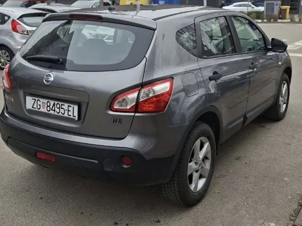 nissan qashqai 1.6 visia, 2011. - slika 2
