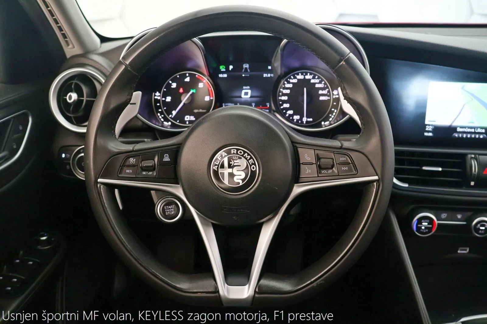 alfa romeo giulia 2.2jtdm at8 super led+biksenon navi radar - slika 9