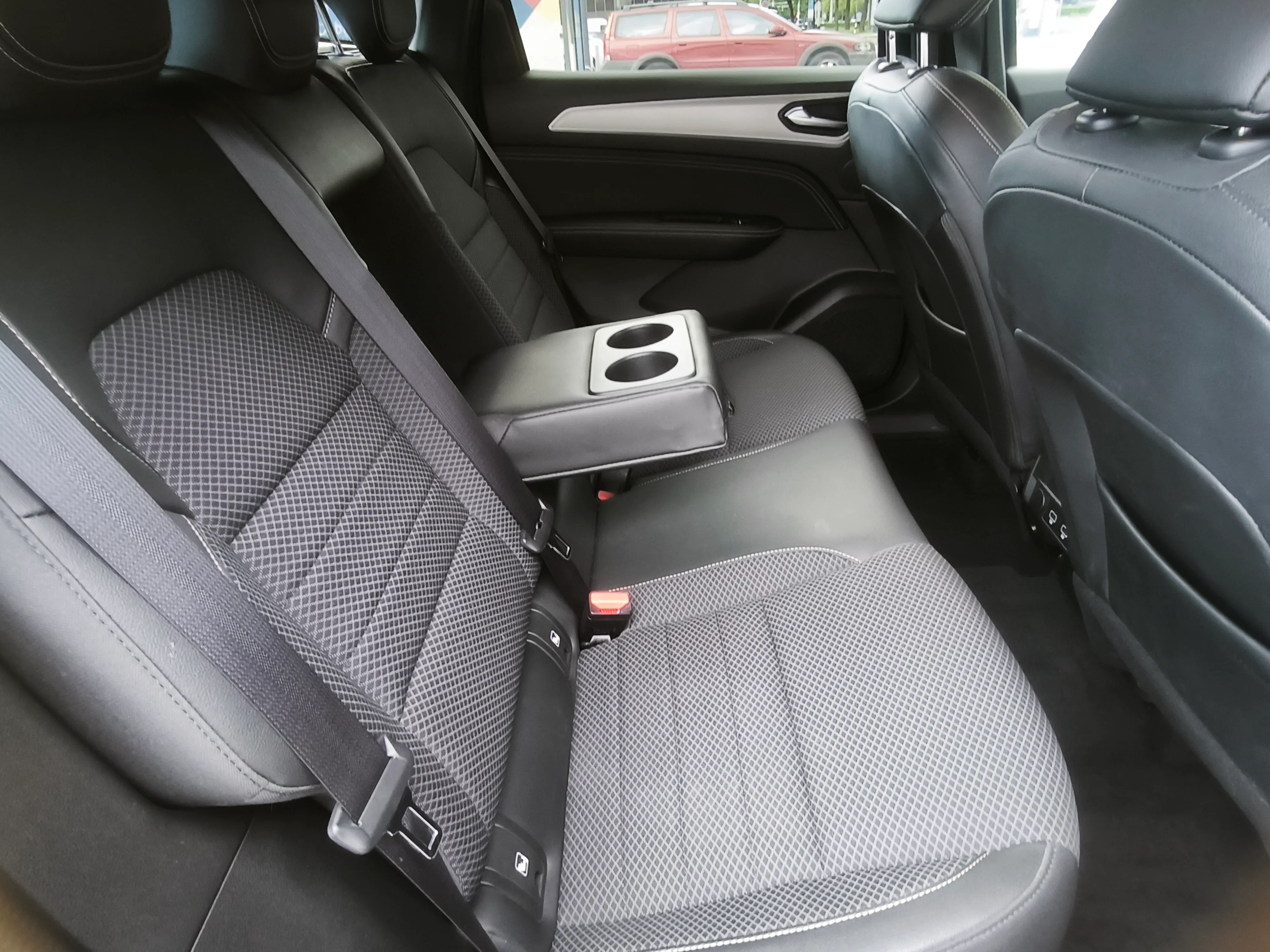 renault megane conquest 1,6 e-tech, intens, 29.000km, kao nov - slika 24