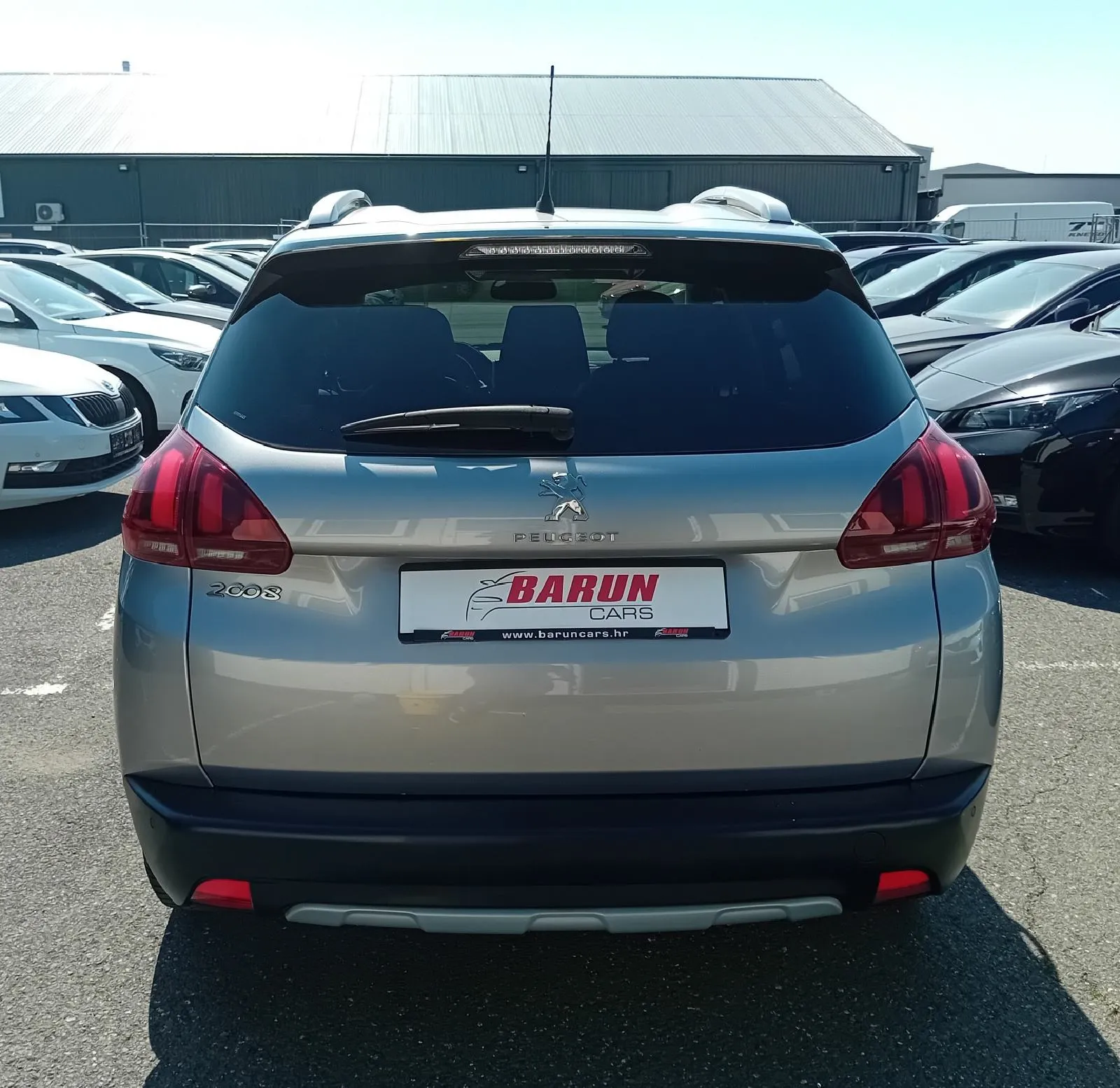 peugeot 2008 1,5 bluehdi,do 2 godine jamstva,u sustavu pdv-a. - slika 11