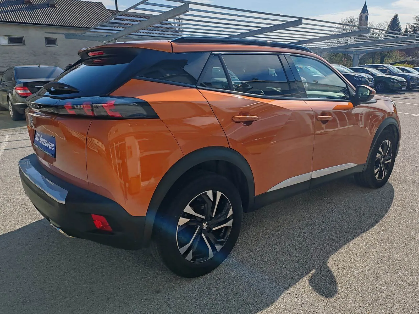 peugeot 2008 1,2 puretech - slika 4