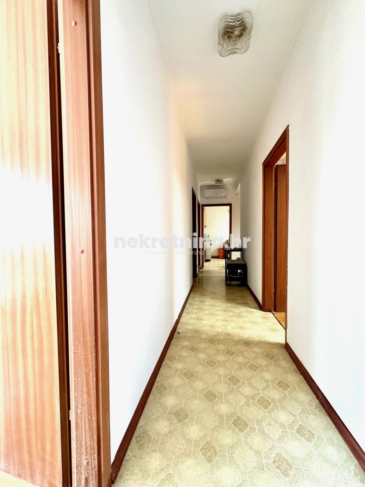 prodaja - kuća: sveti filip i jakov, 330.00 m2 (prodaja) - slika 14