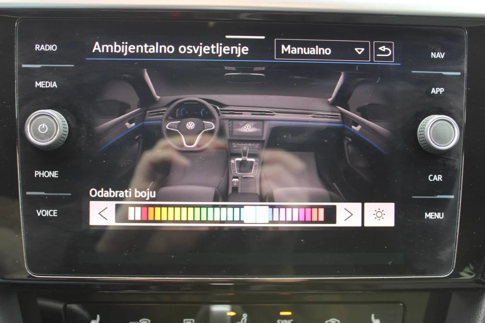 vw arteon 2.0 tdi dsg r-line *panorama, led, kamera, navigacija* - slika 28